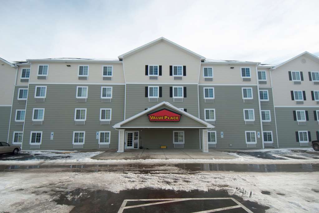 Woodspring Suites Уиллистон Экстерьер фото