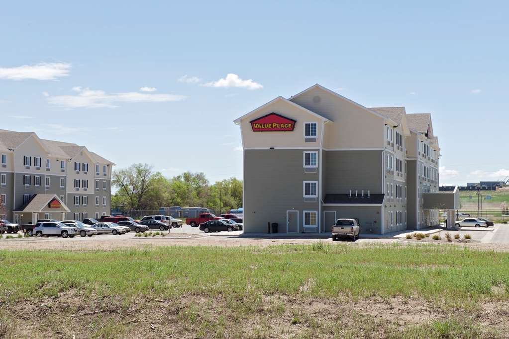 Woodspring Suites Уиллистон Экстерьер фото
