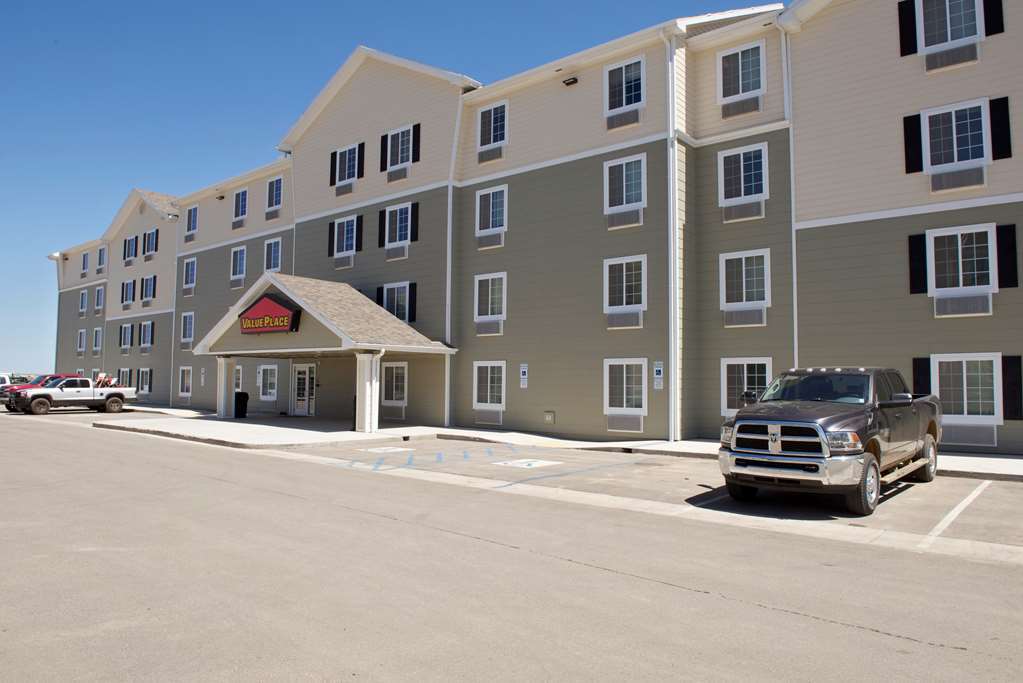 Woodspring Suites Уиллистон Экстерьер фото