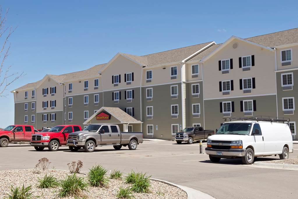 Woodspring Suites Уиллистон Экстерьер фото